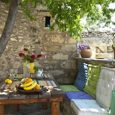 Villa Critamo Gavalochori